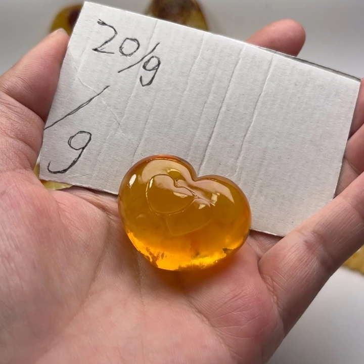 琥珀颈饰未镶嵌琥珀蜜蜡