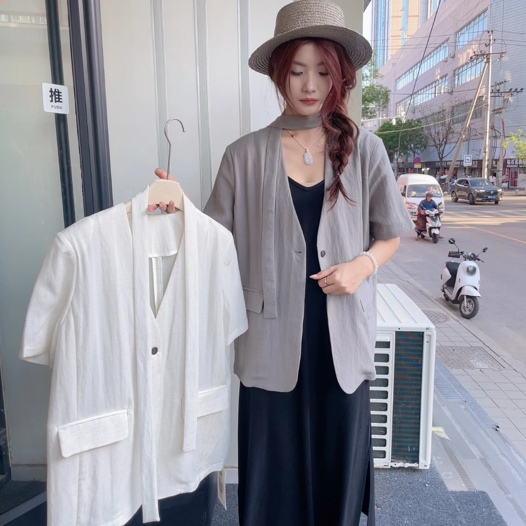 794622 休闲V领短袖西装外套