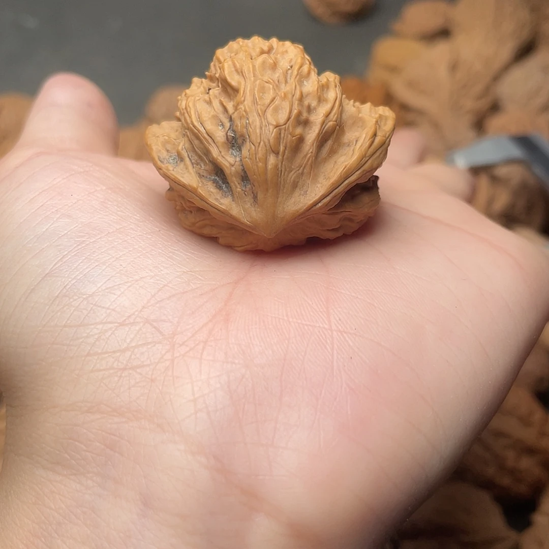 文玩核桃吊坠j*nguanmao