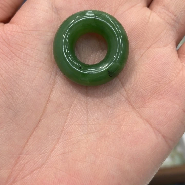 和田玉吊坠(不含链)未镶嵌奶***泡面包圈碧玉