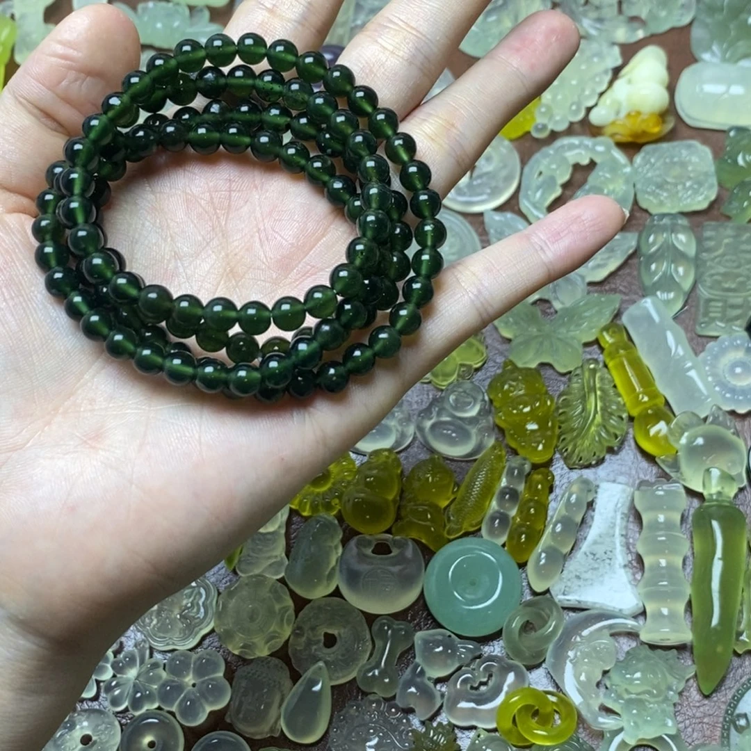 蛇纹石玉合金颈饰