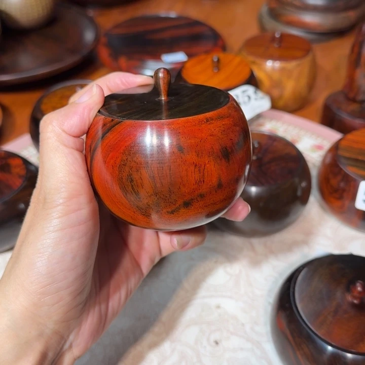 交趾黄檀（大红酸枝）酸枝小罐子8-6