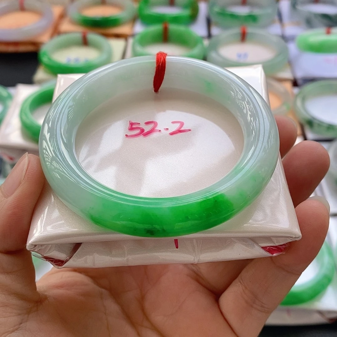 翡翠手镯未镶嵌6号