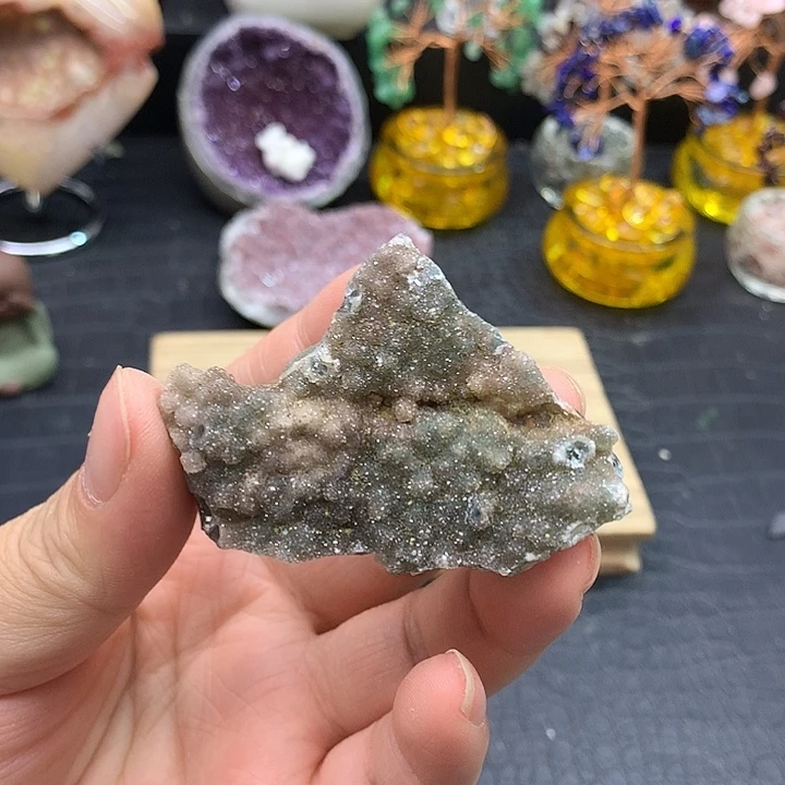 未镶嵌水晶大型摆件（非配饰）