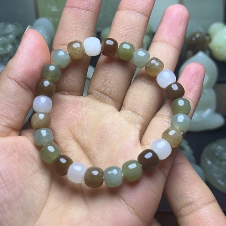 和田玉18K金镶嵌颈饰