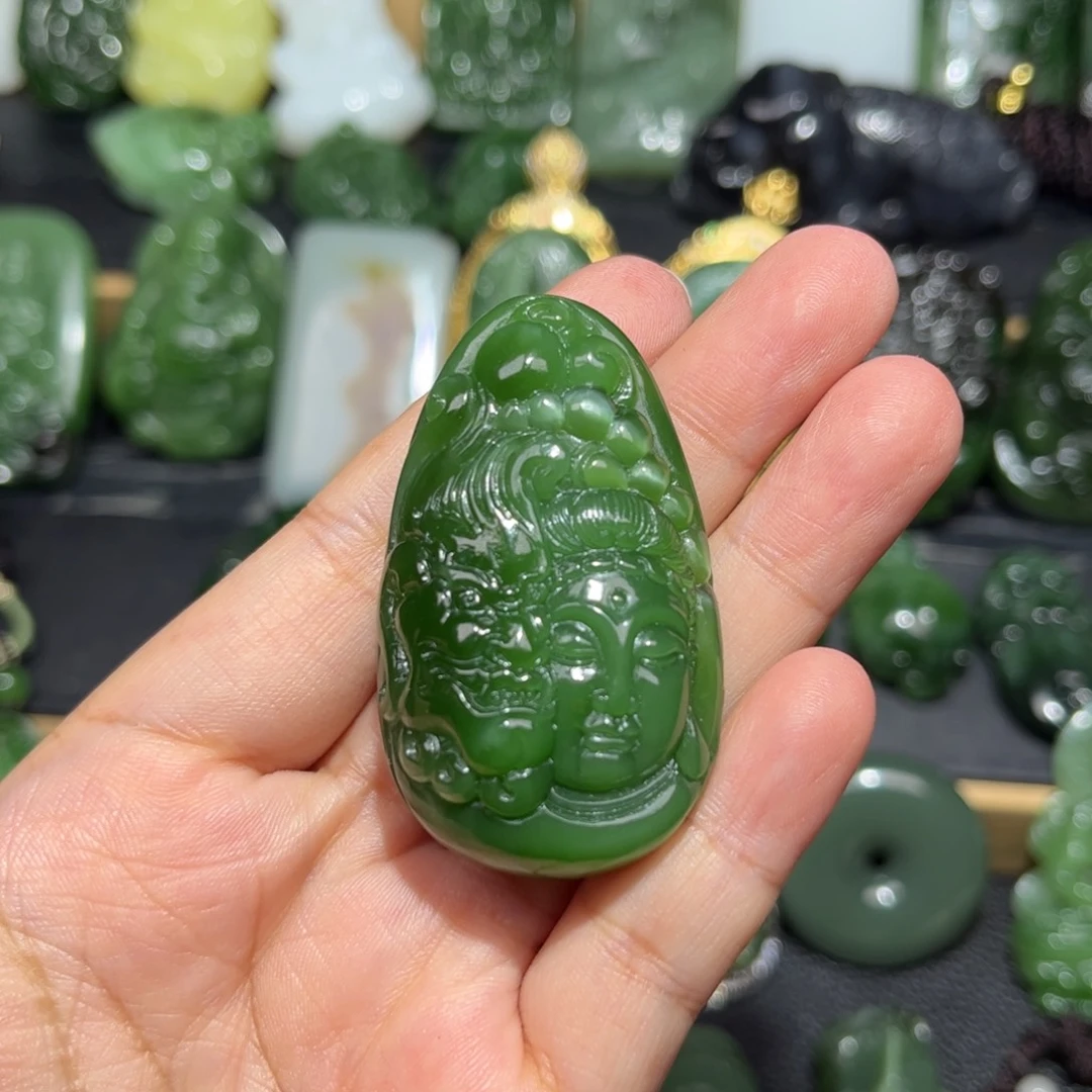 颈饰未镶嵌和田玉