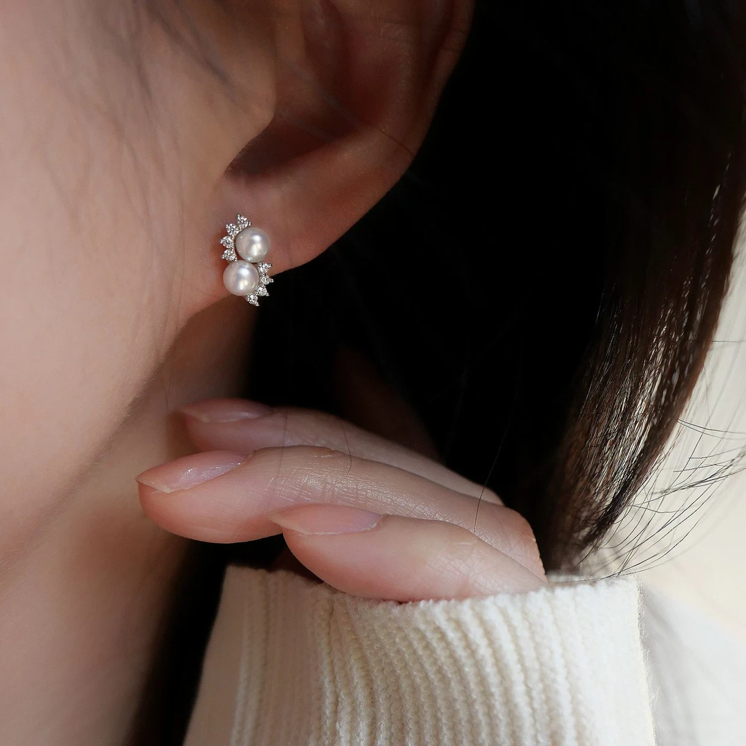 天然淡水珍珠耳钉轻奢ins睫毛设计款珍珠耳钉小巧精致珍珠耳钉女