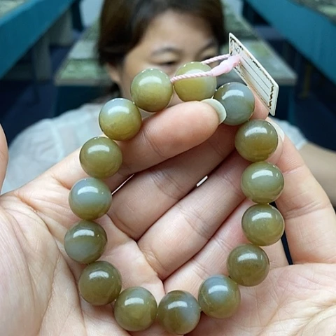 未镶嵌手链和田玉A114