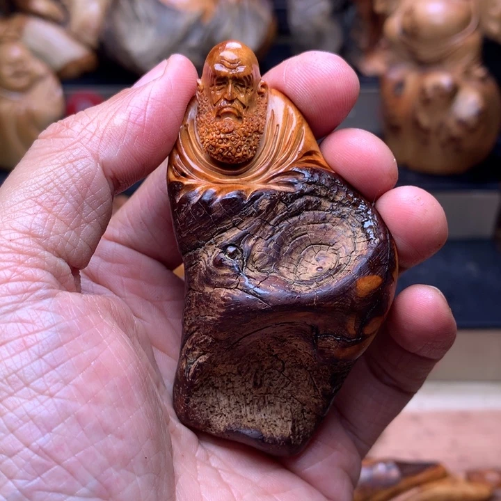 柏木（崖柏）崖柏陈化料手把件