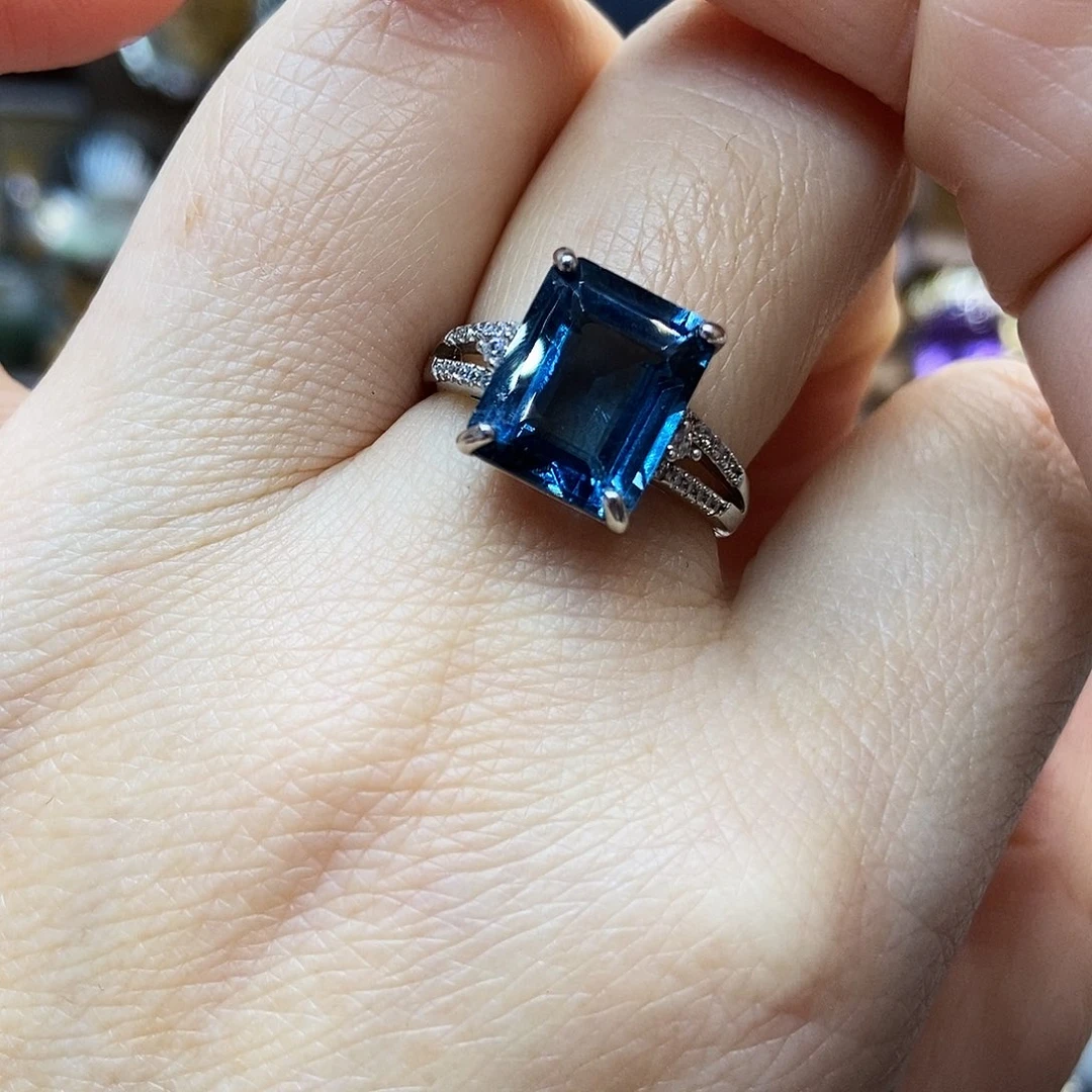 托帕石戒指银S925镶嵌猪*屁