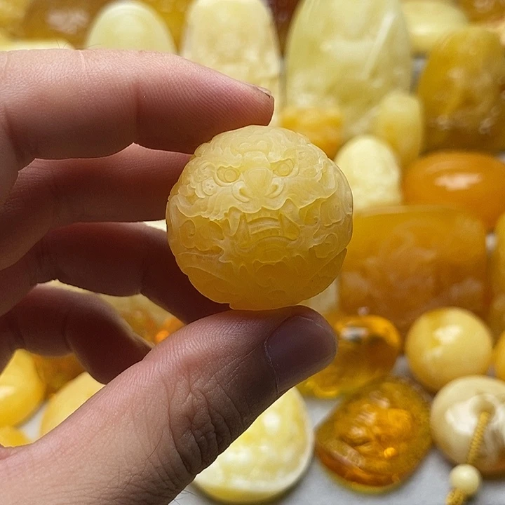 琥珀颈饰未镶嵌琥珀蜜蜡吊坠