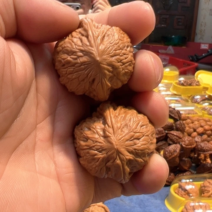 文玩核桃把件铁锤