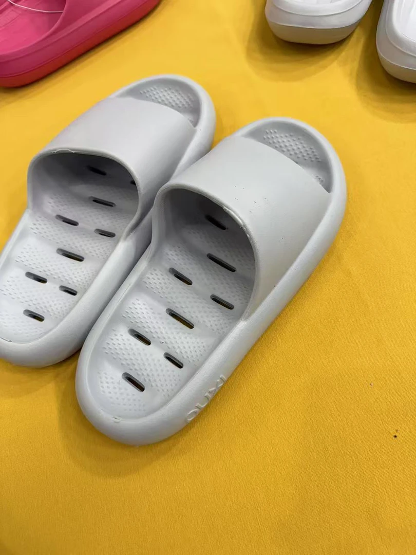 灰色干湿分离带瑕疵拖鞋号码下面可选