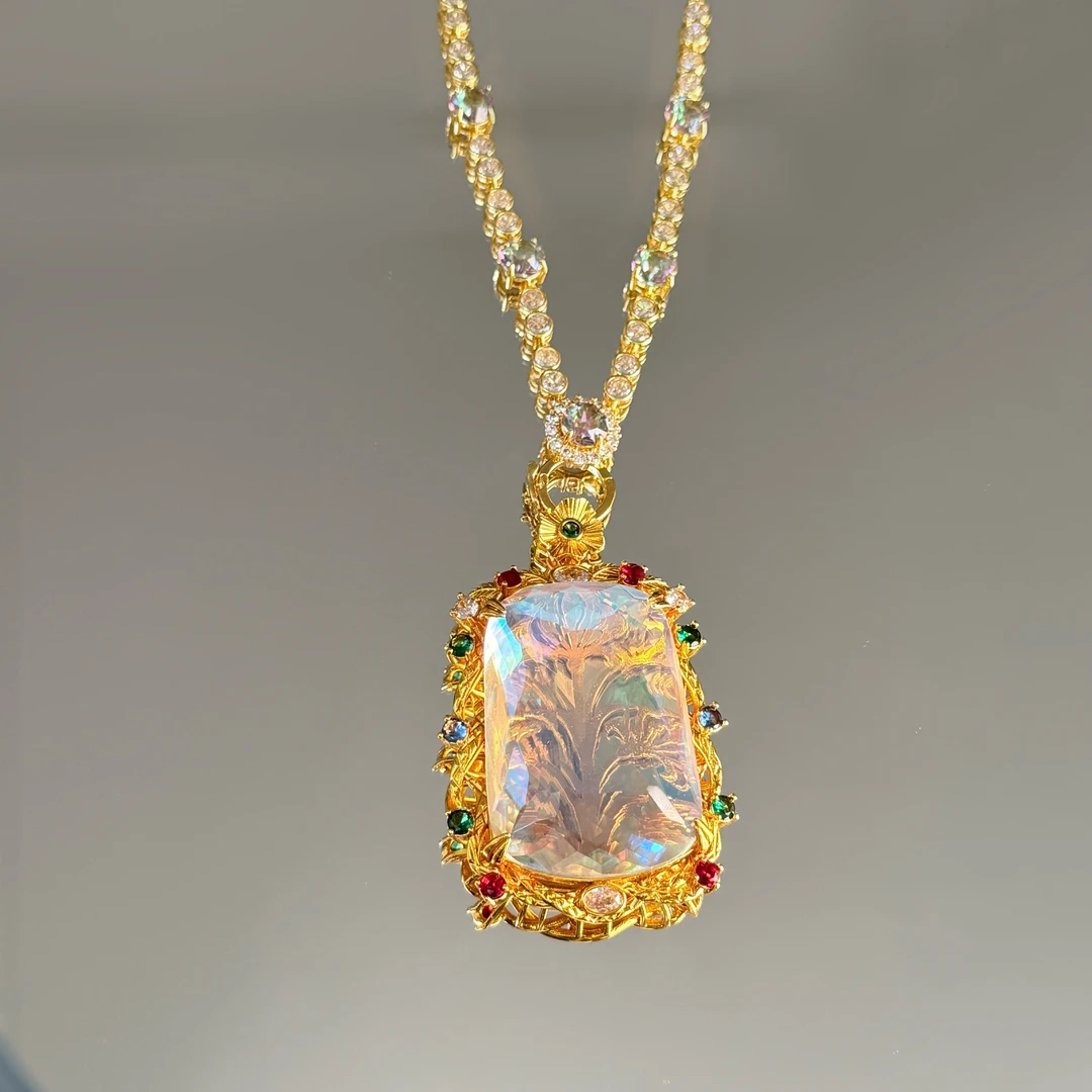 T439-甄芯优选鎏光秘境珑淳吊坠多样性发一件