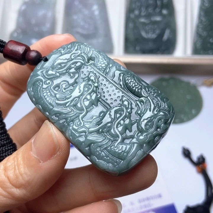 翡翠未镶嵌挂件翡翠