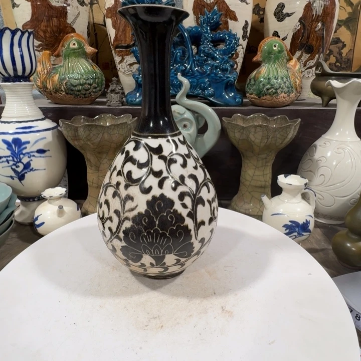 手工制作陶瓷摆件