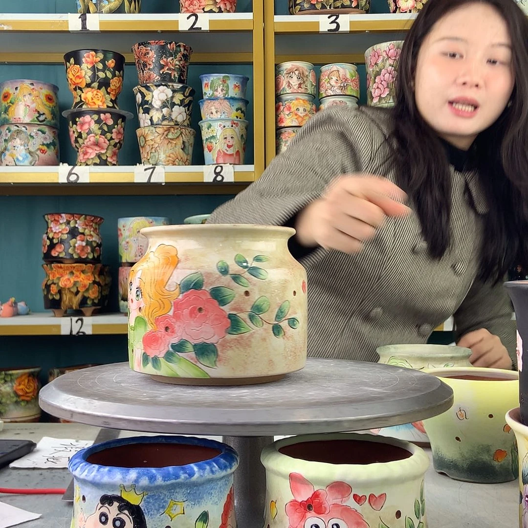 陶景德镇手工花盆374