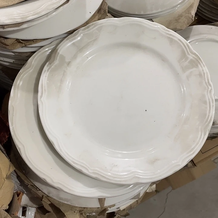 瓷片国营二厂19.5厘米浮雕平盘一对