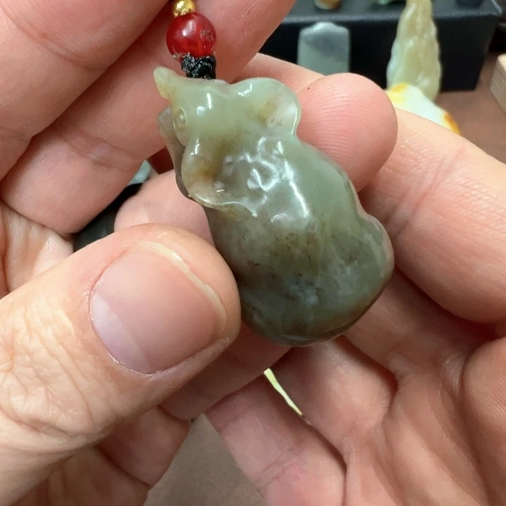 未镶嵌和田玉挂件