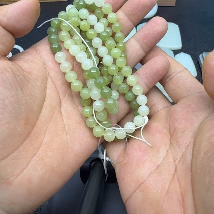 颈饰未镶嵌和田玉临*