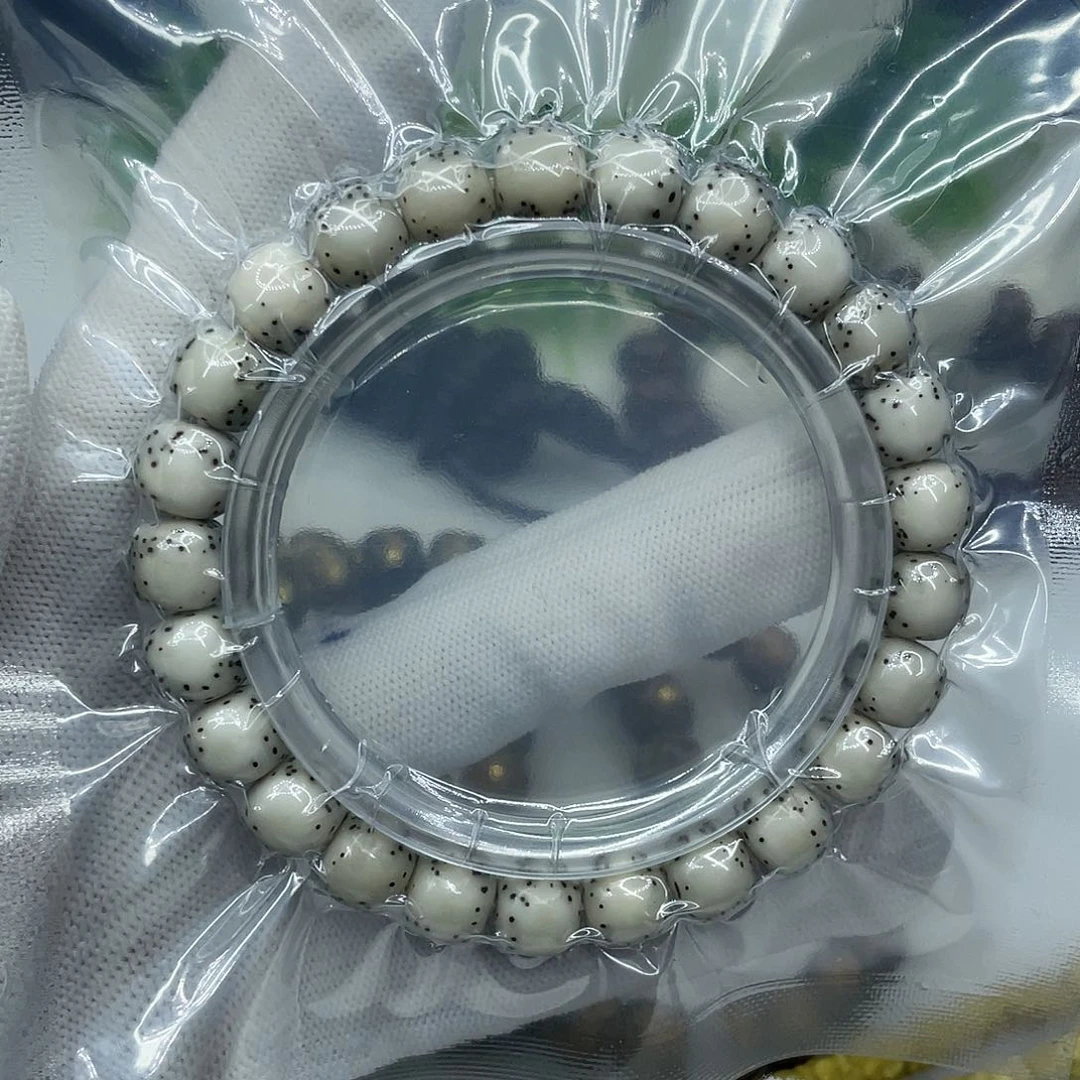 星月菩提手串通体留白河豚9