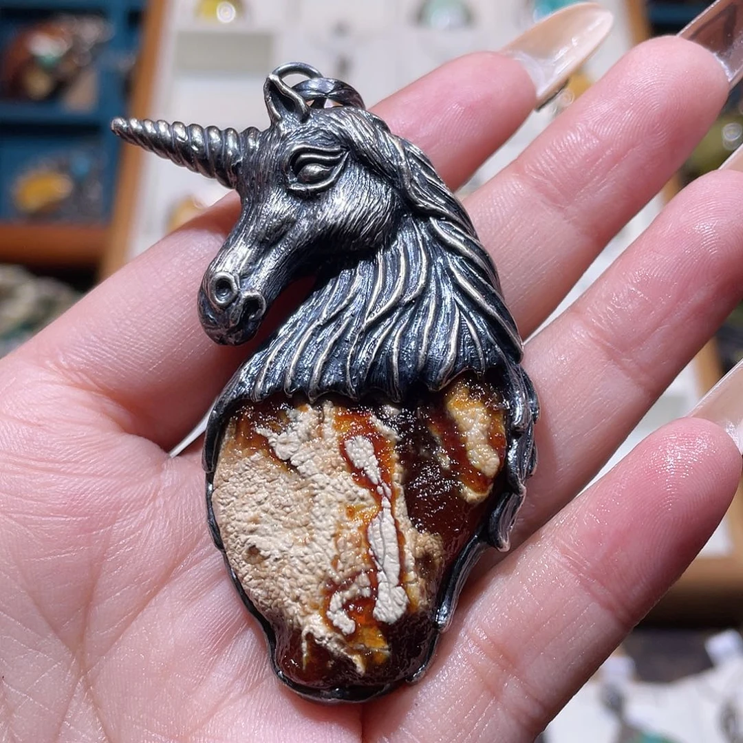 魔***子琥珀银S925镶嵌颈饰吊坠