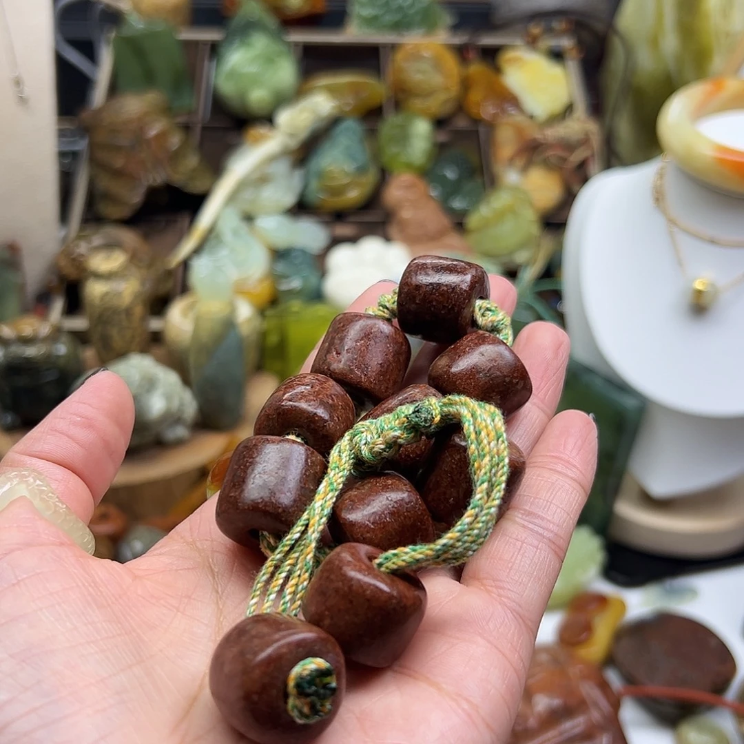 星***烂颈饰未镶嵌岫岩河磨玉（透闪石质玉）河磨玉手串