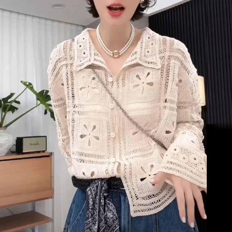 法式复古钩花镂空开衫女2025早秋装新款翻领高级感百搭针织衫上衣