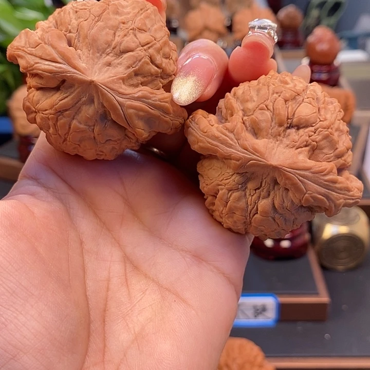 文玩核桃吊坠挂****猫核桃