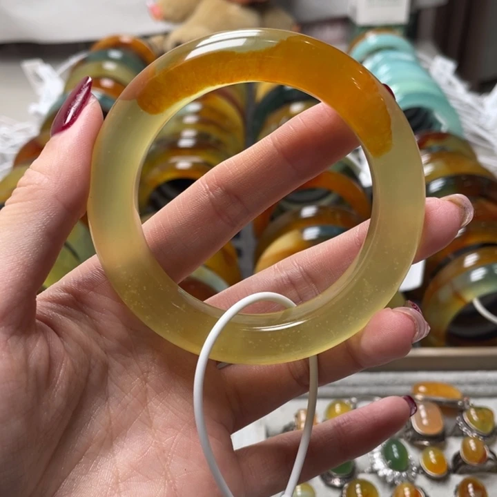 蛇纹石玉未镶嵌手镯57