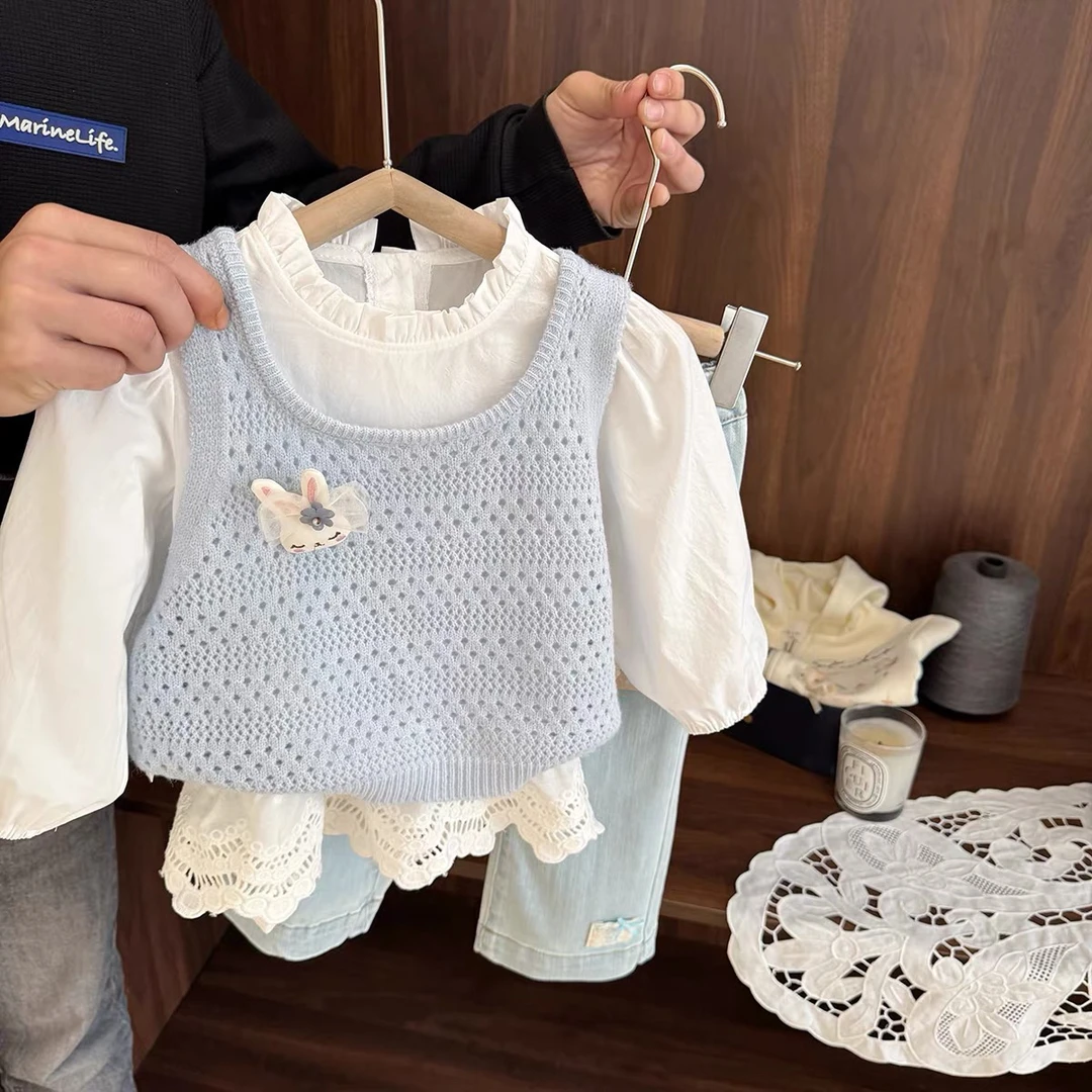 女宝宝马甲衬衫套装女童秋季2025新款女婴儿毛衣背心娃娃衫套装