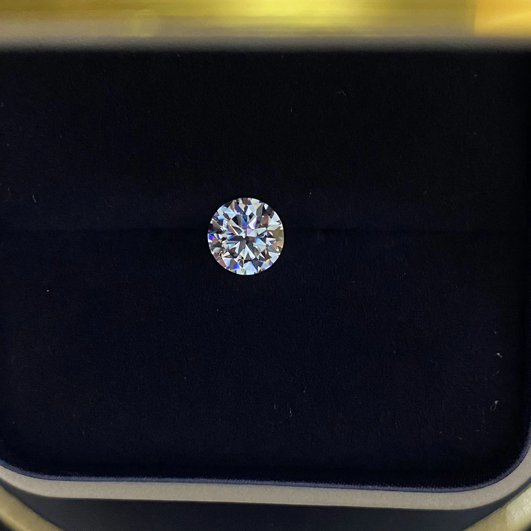 【钻注一生】 2克拉女款女戒