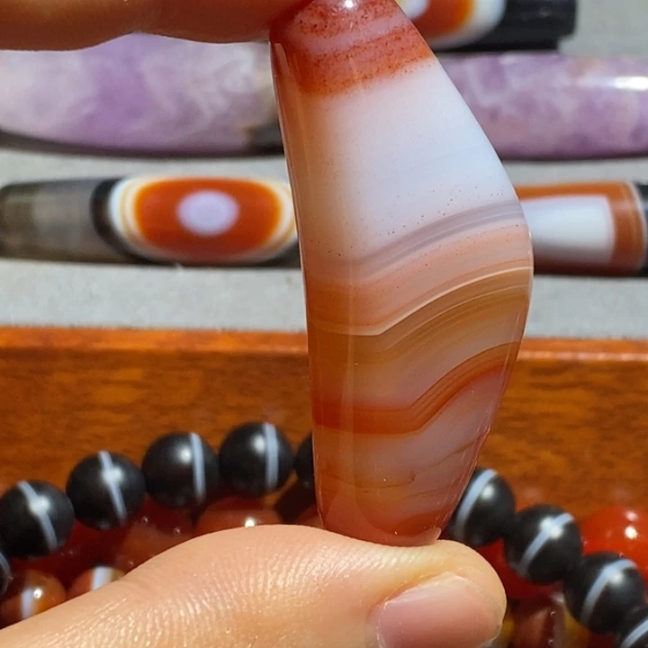 玛瑙/玉髓颈饰未镶嵌