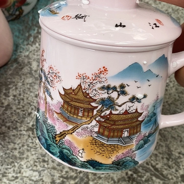 摆件陶瓷红稀土彩山水办公杯带茶漏
