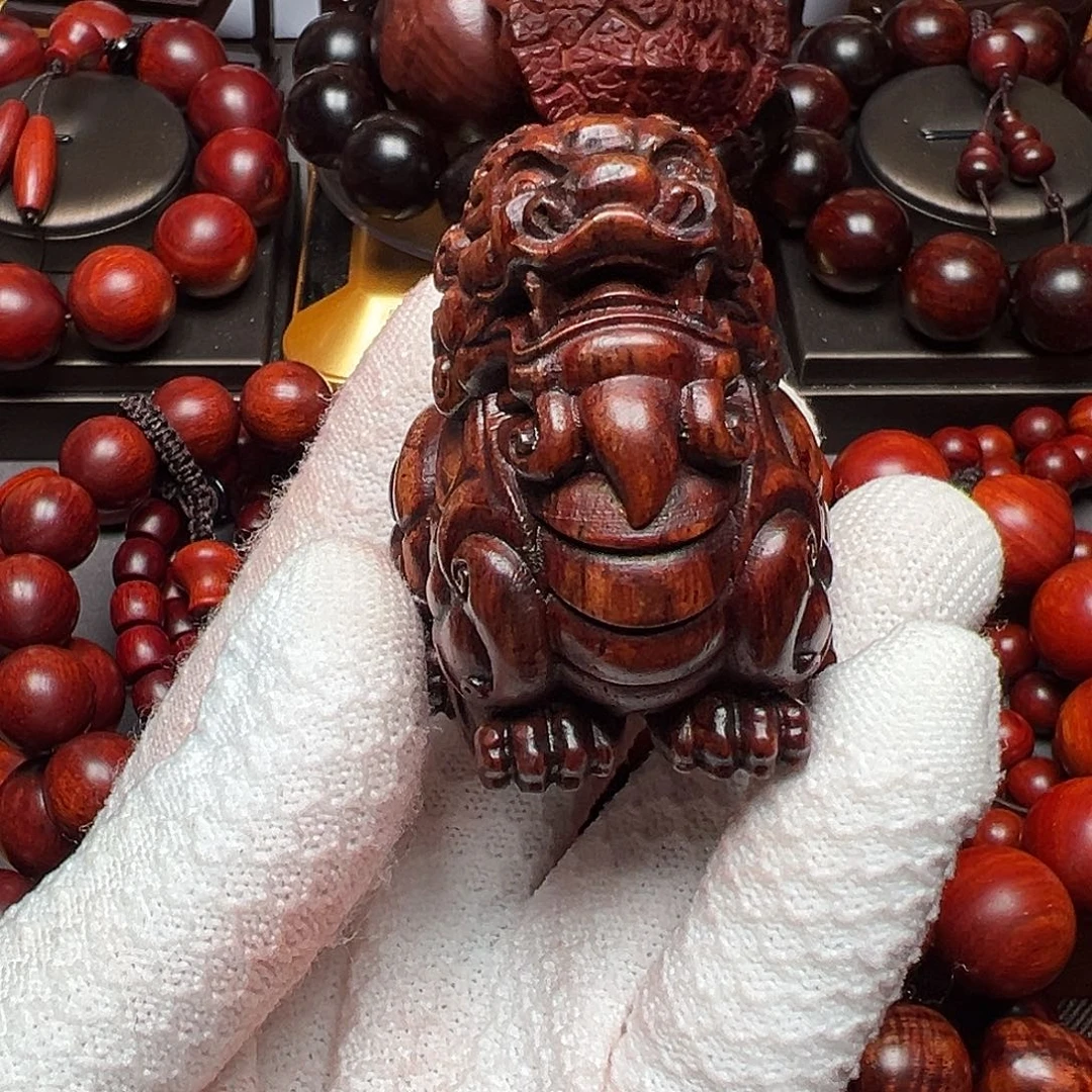 钢***士木海南黄花梨貔貅福利价