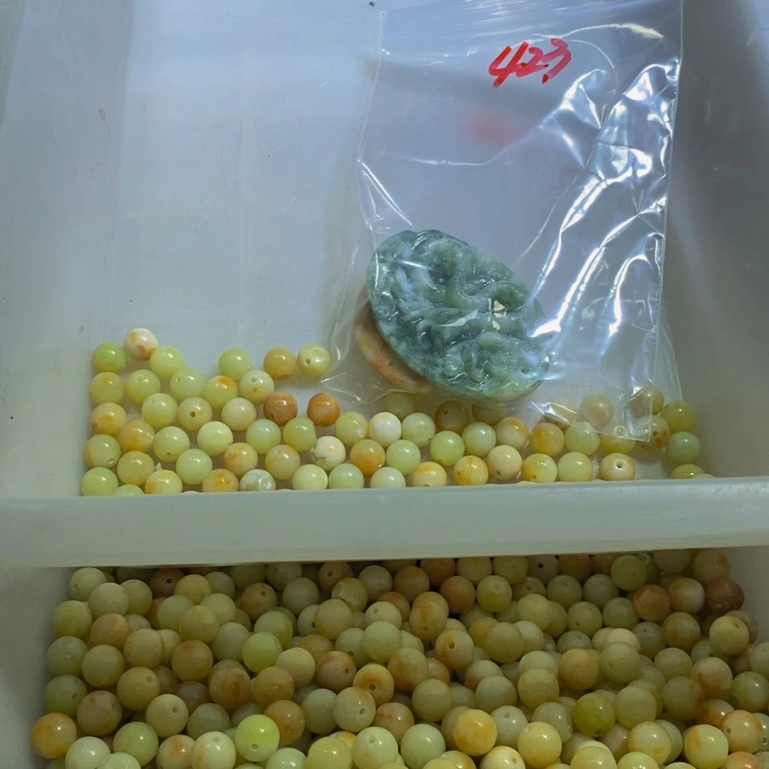 蛇纹石玉未镶嵌颈饰423