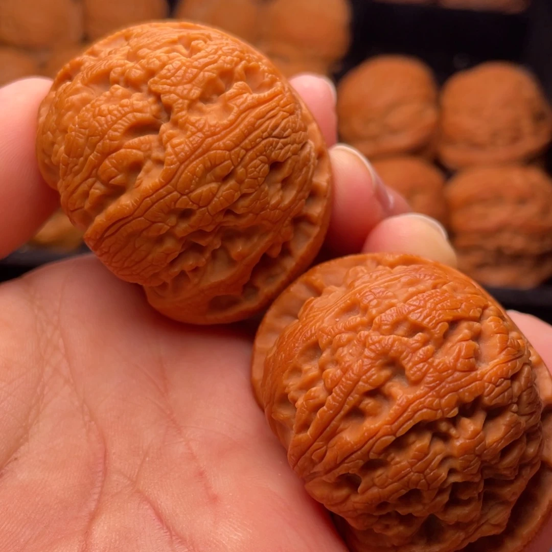 文玩核桃把件秦岭山脉