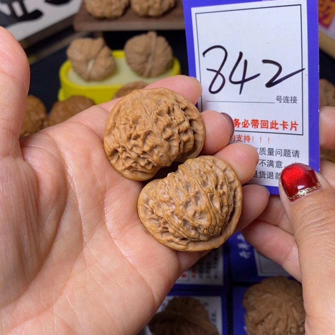 文玩核桃把件38宫灯842全