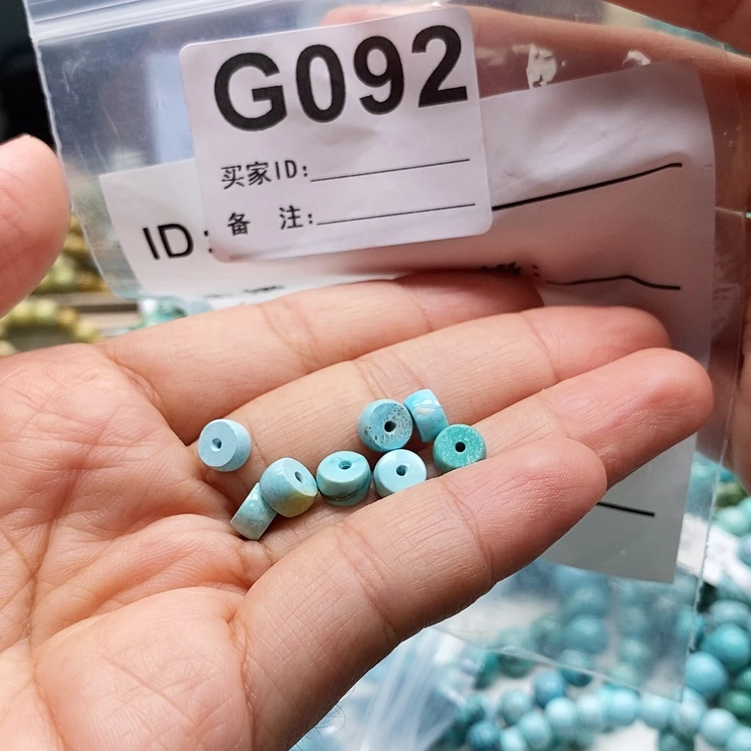 海***边未镶嵌玛瑙/玉髓珠宝奇石