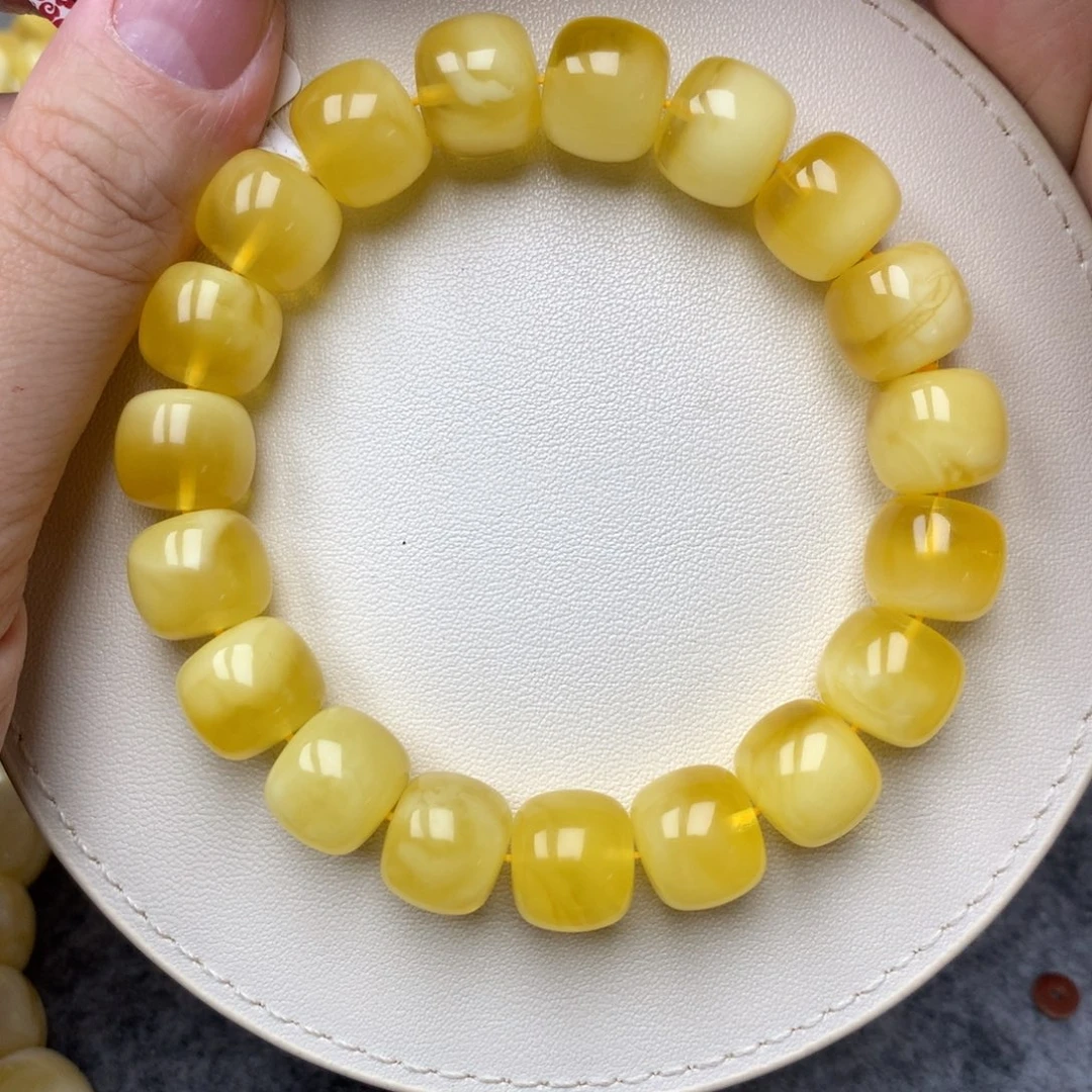 琥珀未镶嵌珠宝奇石128