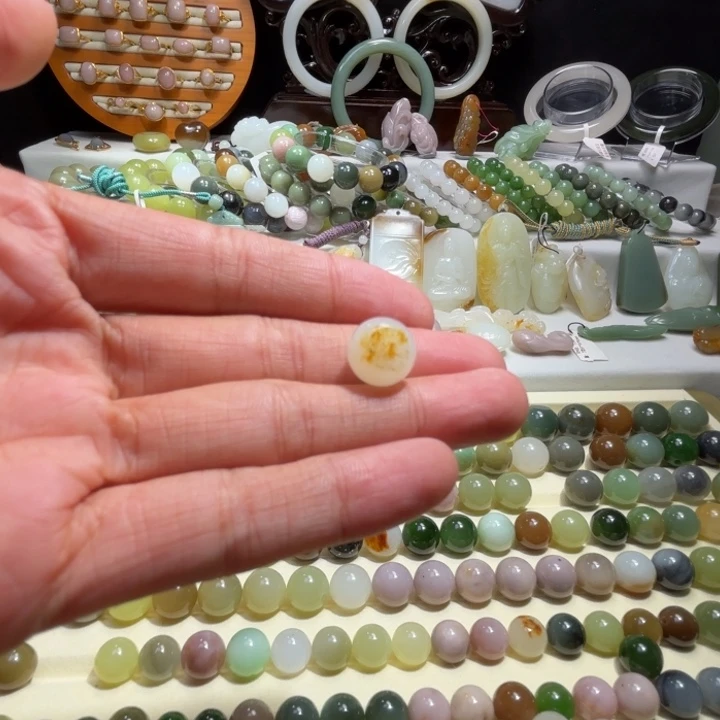 和田玉未镶嵌珠宝半成品11mm白玉