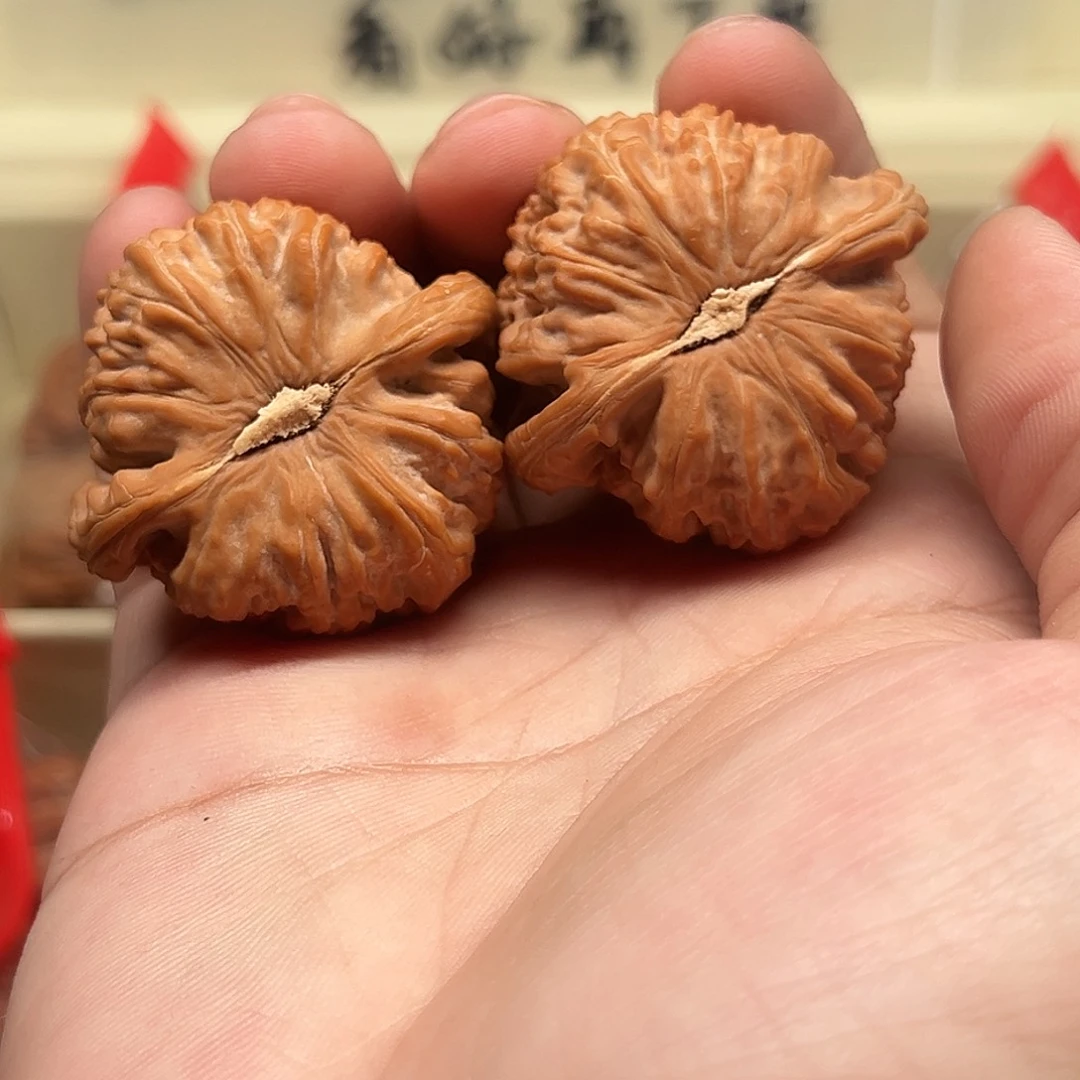 文玩核桃吊坠41全品闷白