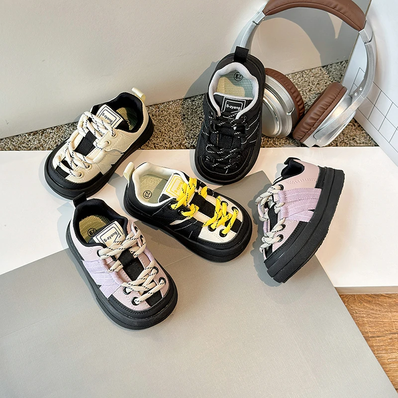 儿童板鞋女童运动鞋2025春秋季新款中小童软底宝宝鞋时尚男童潮鞋