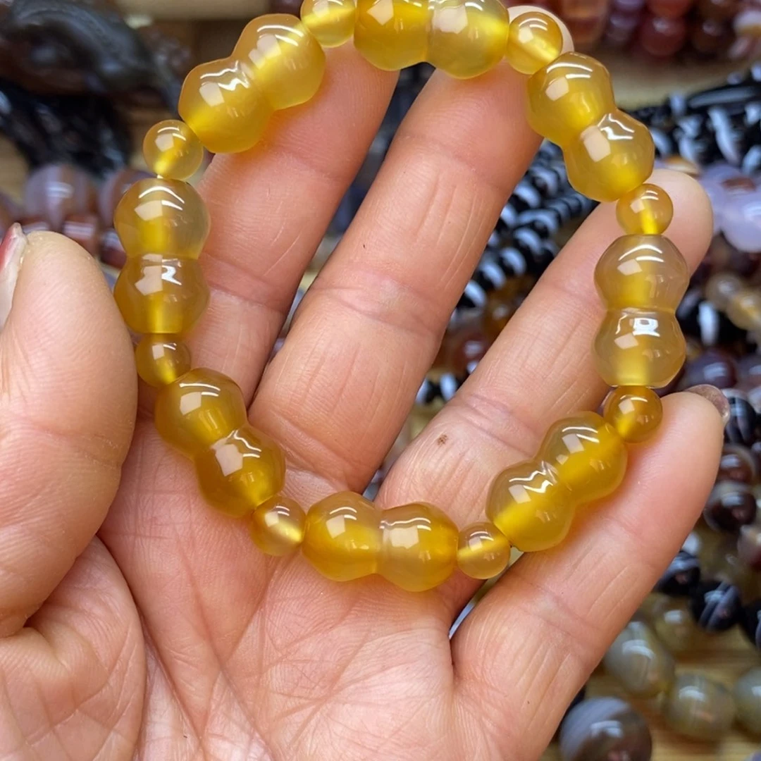 玛瑙/玉髓手链未镶嵌齐*