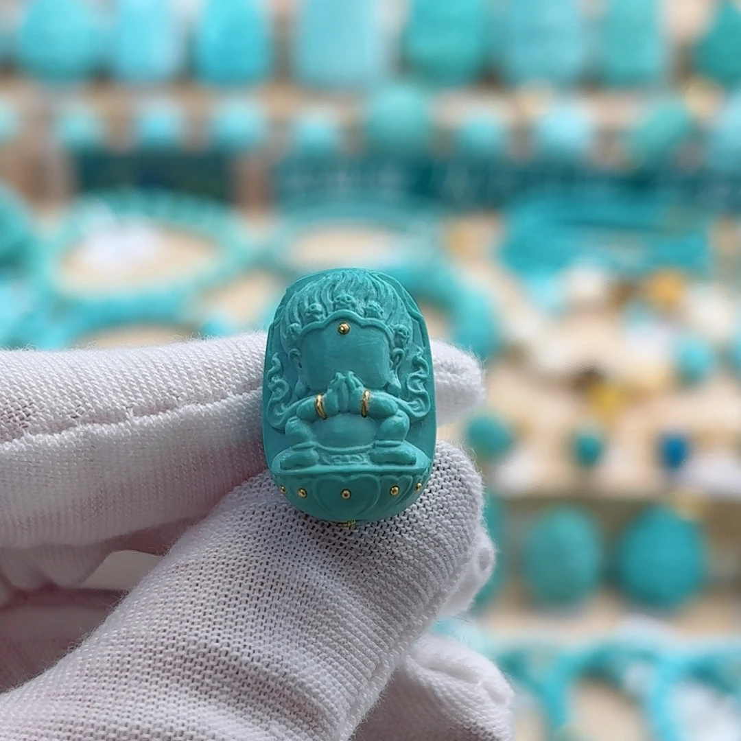 绿松石未镶嵌珠宝奇石