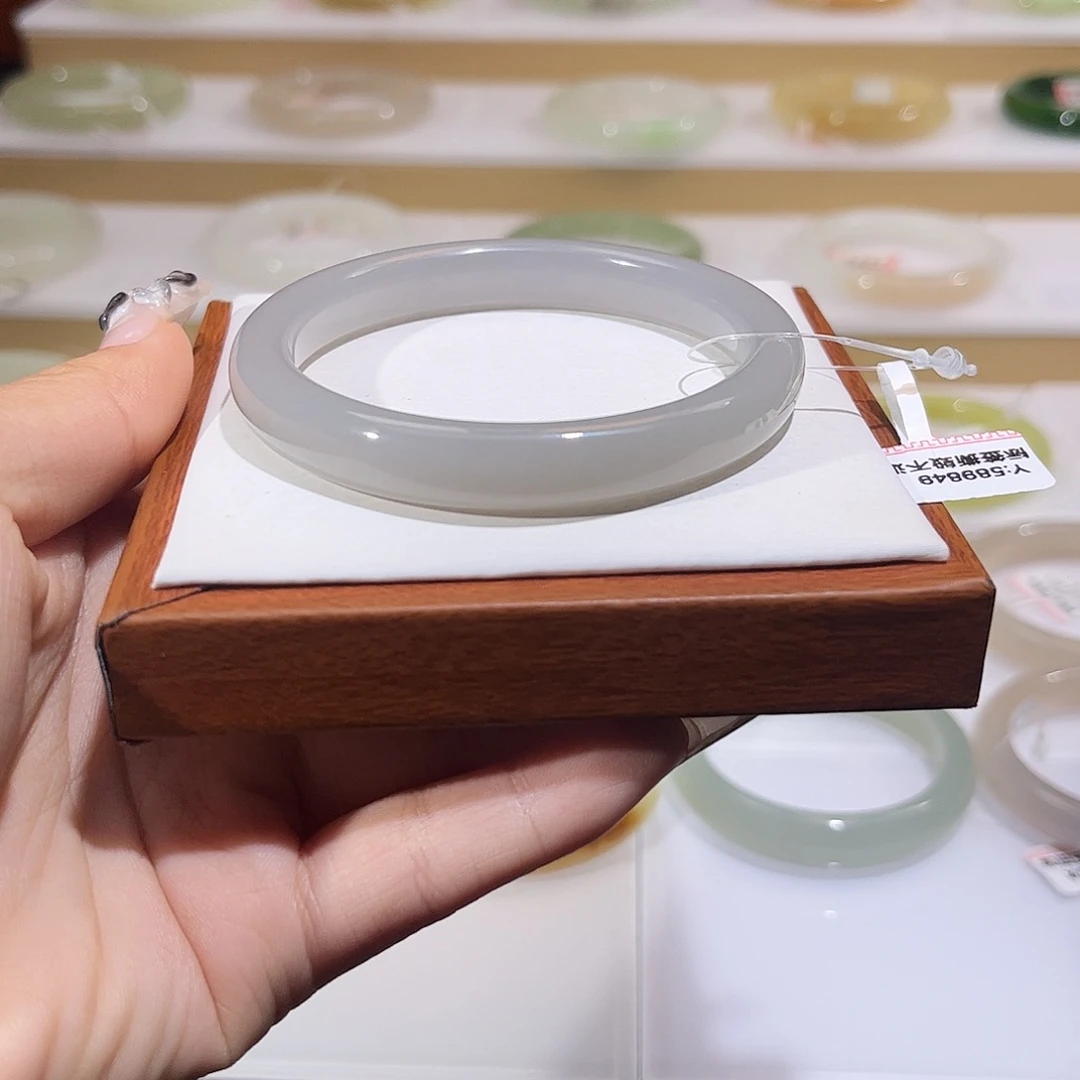 和田玉未镶嵌手镯冰烟紫