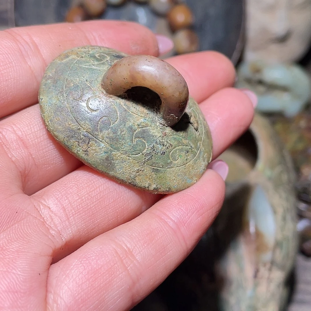 简***淡和田玉（糖玉）未镶嵌挂件