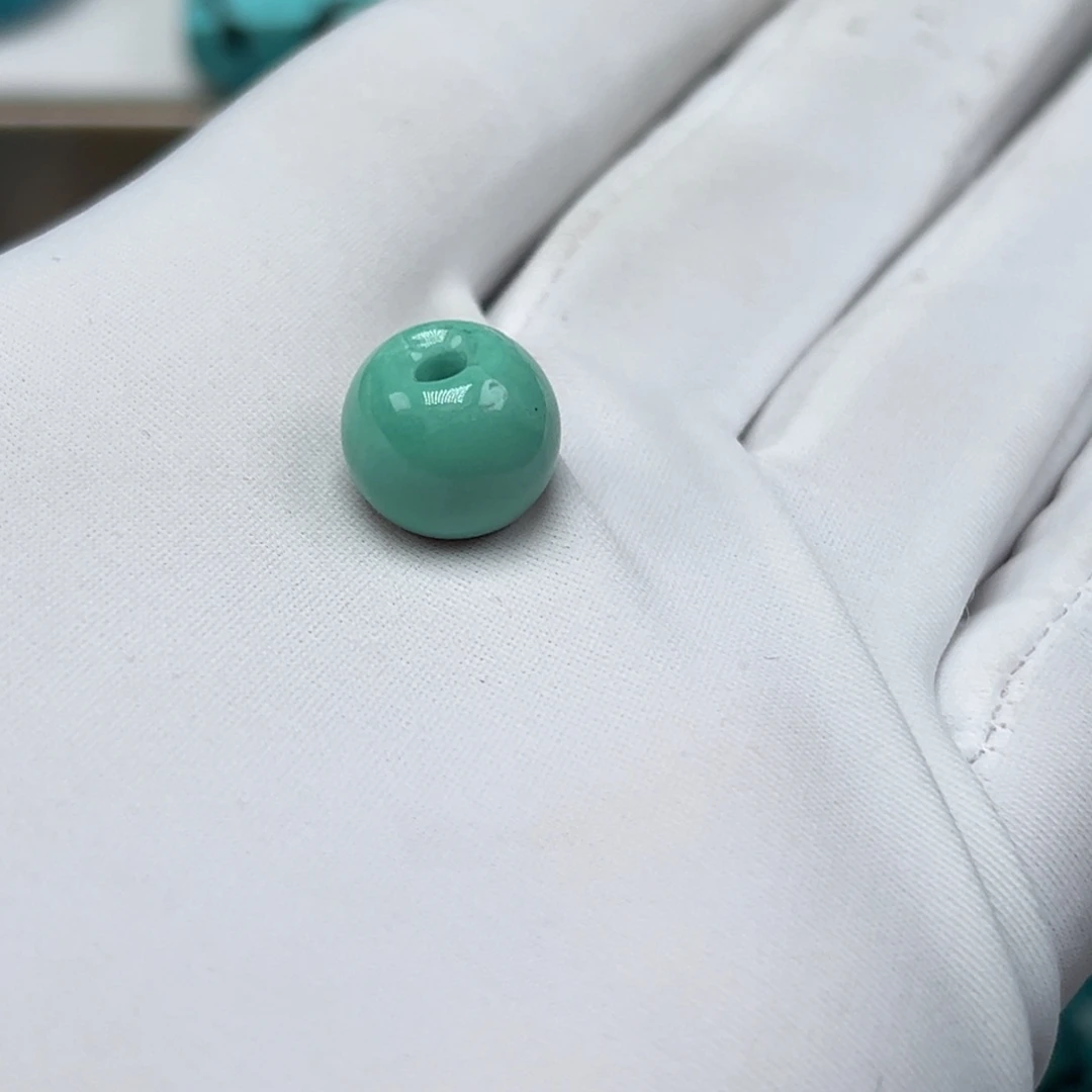 乌***号绿松石未镶嵌珠宝奇石