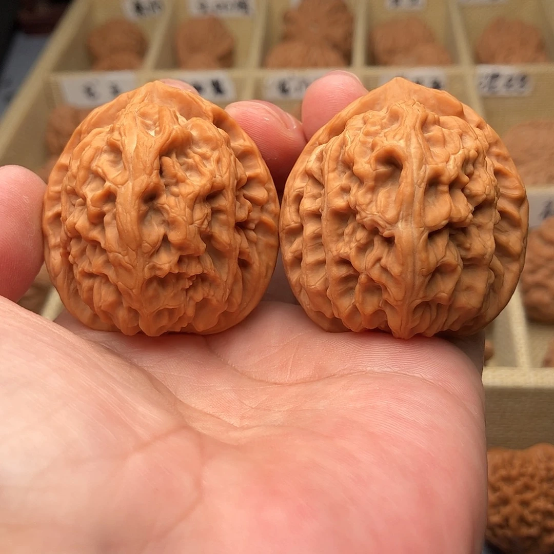 把件文玩核桃红锦鲤45（头货精品