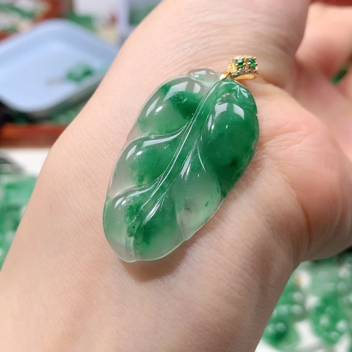 石英质玉银S925镶嵌颈饰